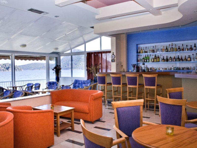 Hotel Толон Экстерьер фото