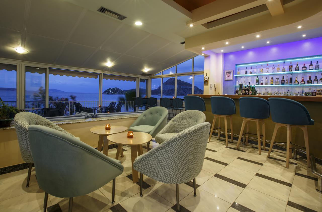 Hotel Толон Экстерьер фото