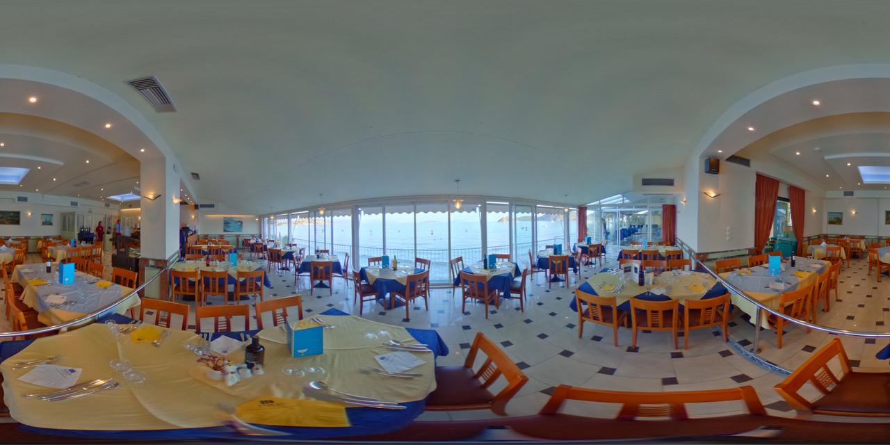 Hotel Толон Экстерьер фото